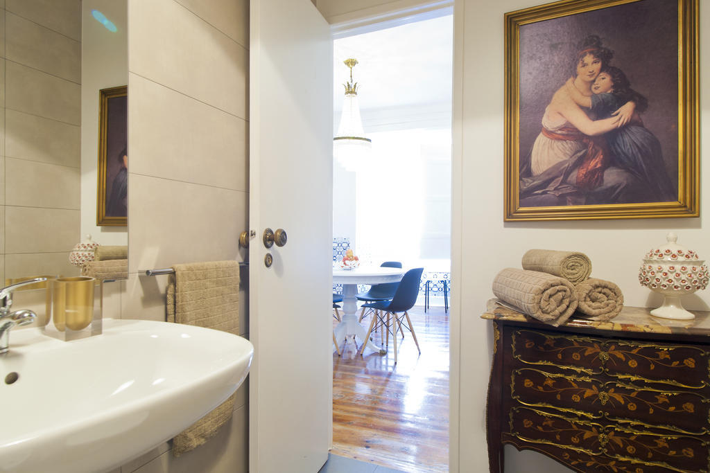 Bairrus Lisbon Apartments - Alfama Room photo