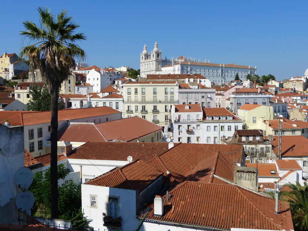 Bairrus Lisbon Apartments - Alfama Exterior photo